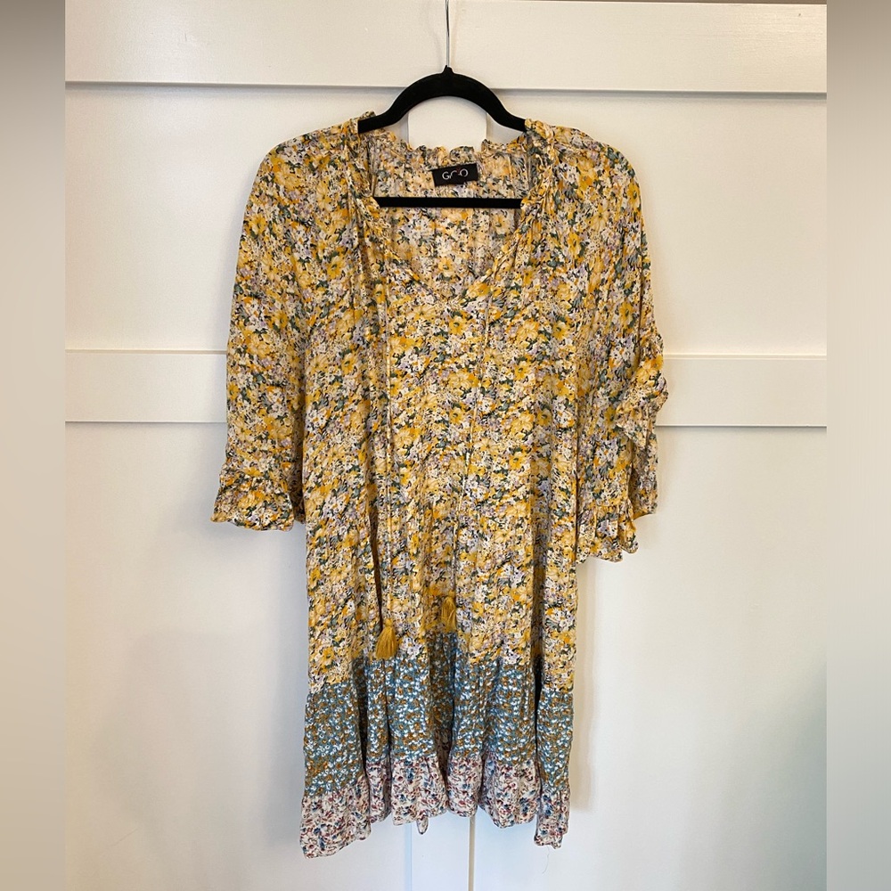 GiGio Large yellow floral dress‎ EUC